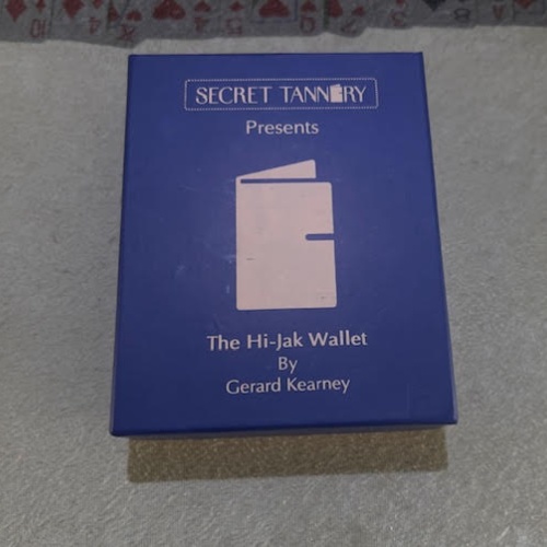 The Hi-Jak Wallet by Gerard Kearney