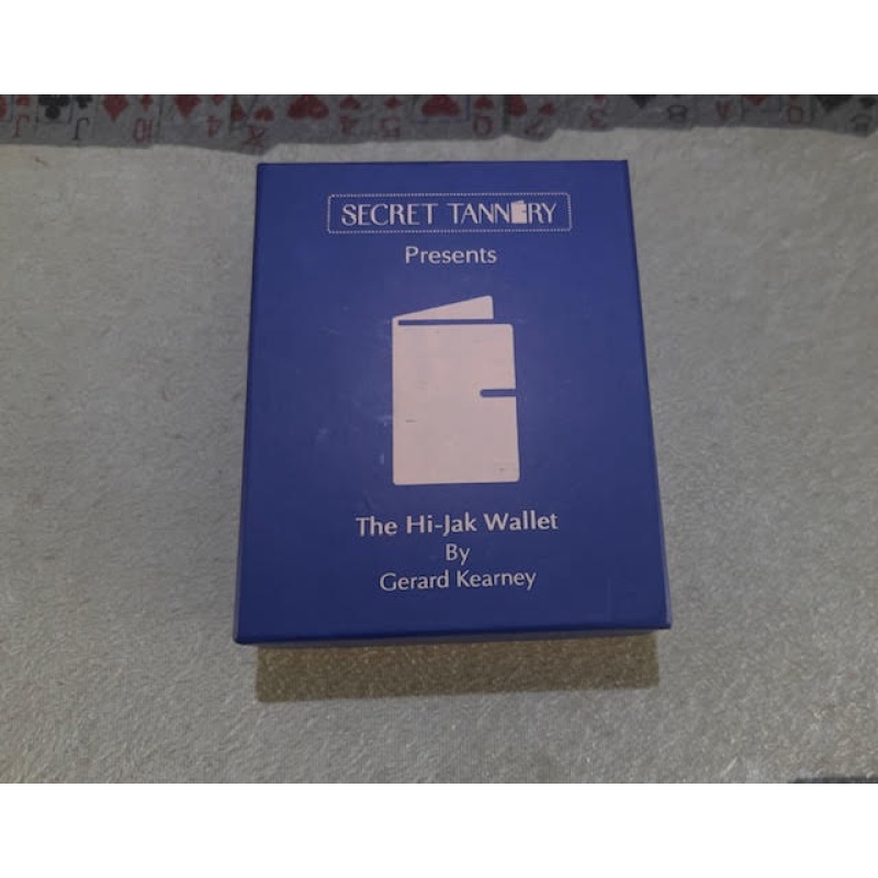 The Hi-Jak Wallet by Gerard Kearney